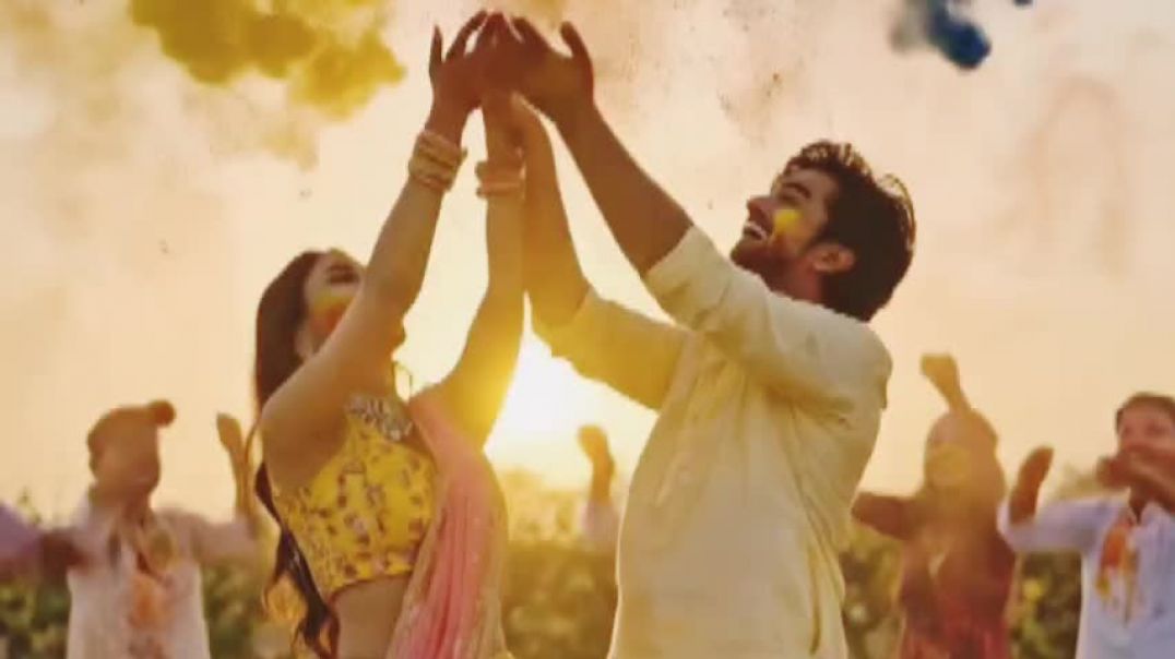 ⁣Holi ke tyoihar ko khas banayen khubsurat song ke sath