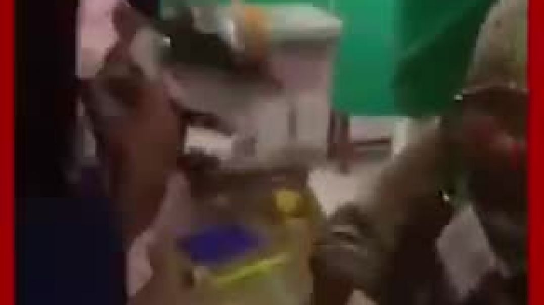 ⁣i_2021890794408620409(320P)