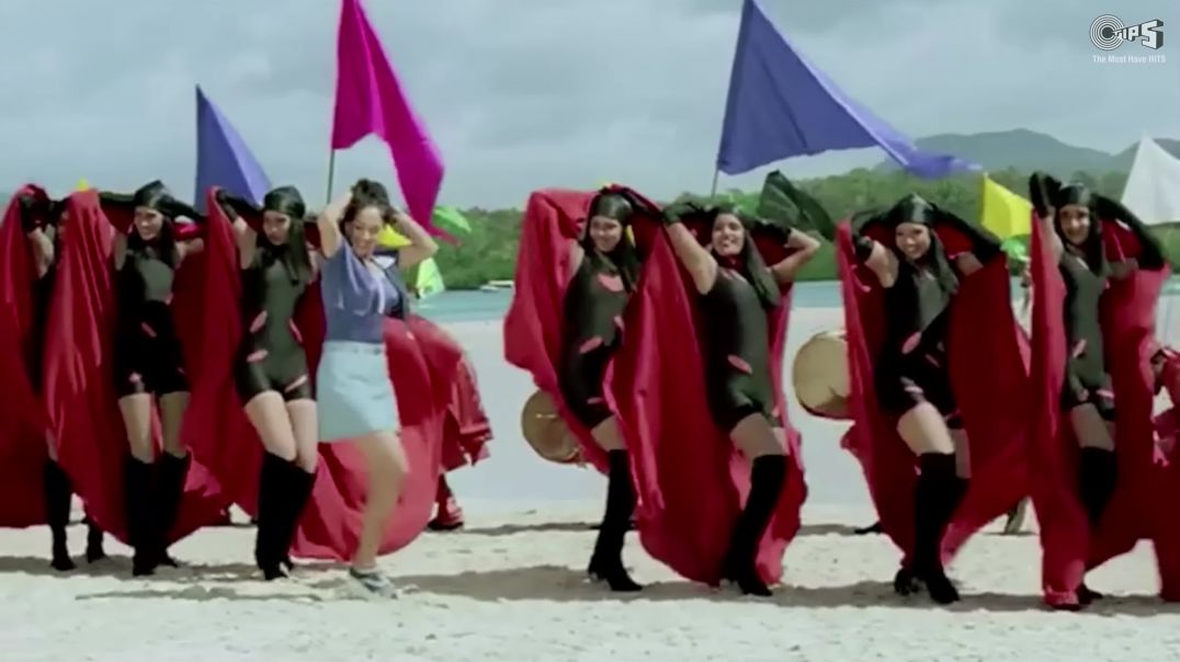 ⁣Mere Pyar Ka Ras Zara Chakhna Oye Makhna _ Madhuri Dixit_ Amitabh Bachchan_ Govinda_Alka_ Udit_ Amit