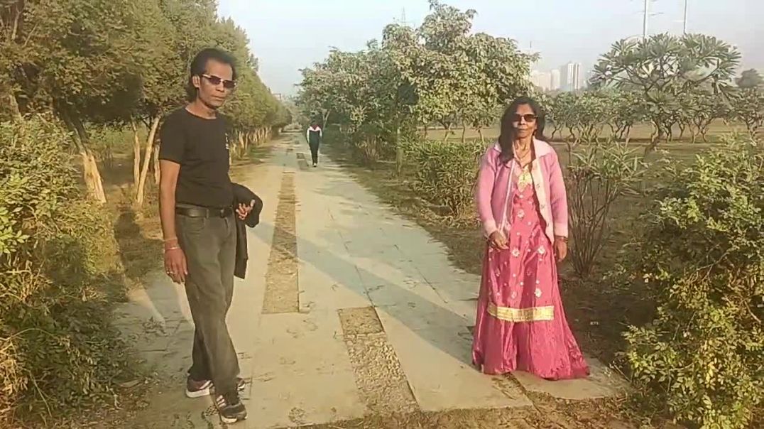 ⁣Aise_Mili_nigahen(720p)