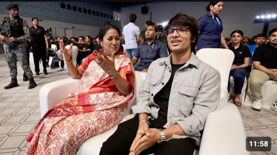 ⁣Delhi K CM Se Mil Gaye