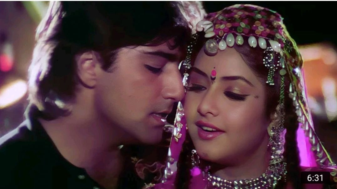 ⁣Tujhe_Na_Dekhu_Toh_Chain_Mujhe_Aata_Nahi_Hai____Divya_Bharti____Kumar_Sanu_&amp;amp;_Alka_yagnik