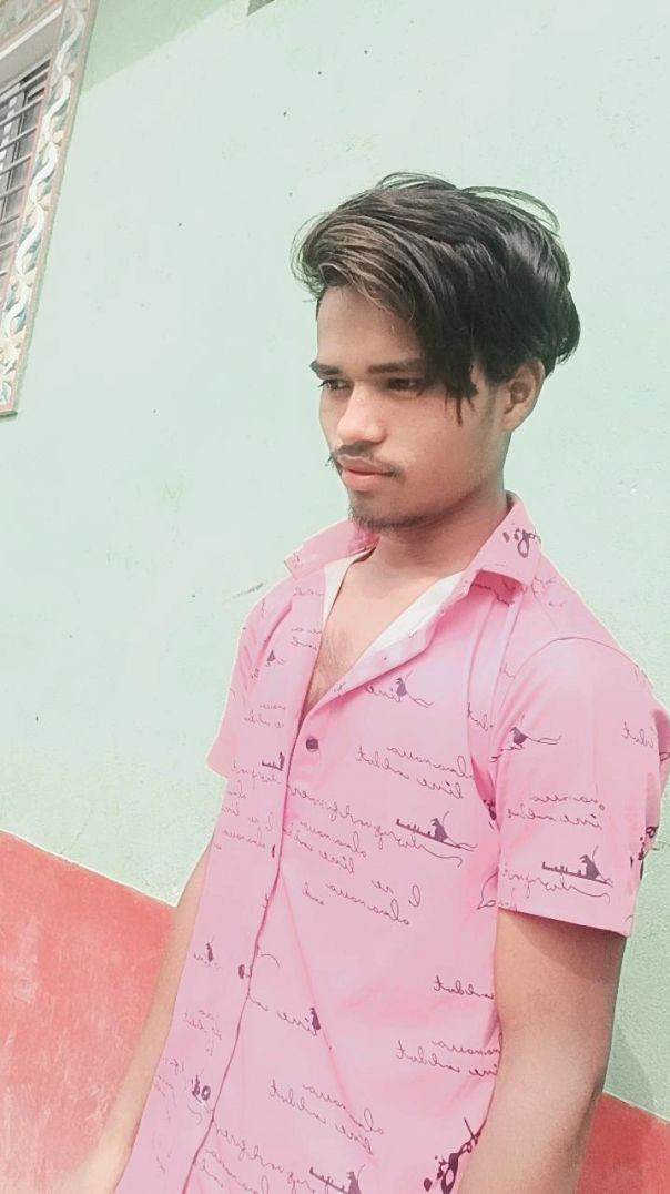 माय फर्स्ट वीडियो गांव