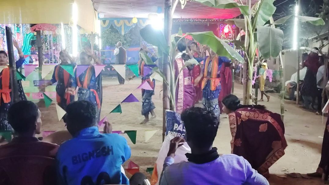 ⁣Girl dance || girl hare Krishna dance || hari hari dance। ||