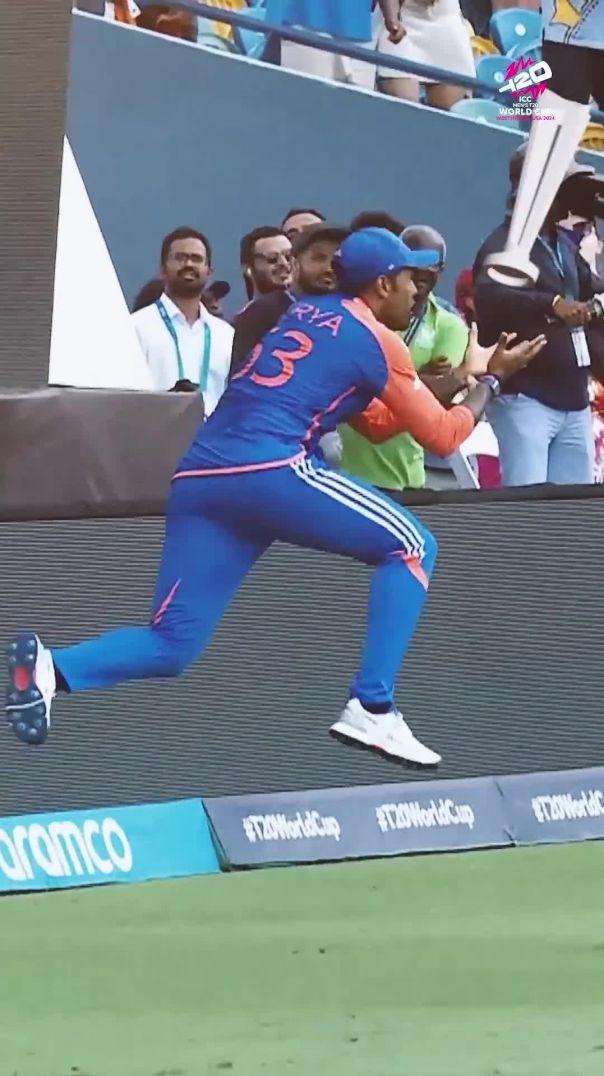 The_#T20WorldCup_trophy_in_disguise_🏆_#cricket_#cricketshorts_#ytshorts(1080p)