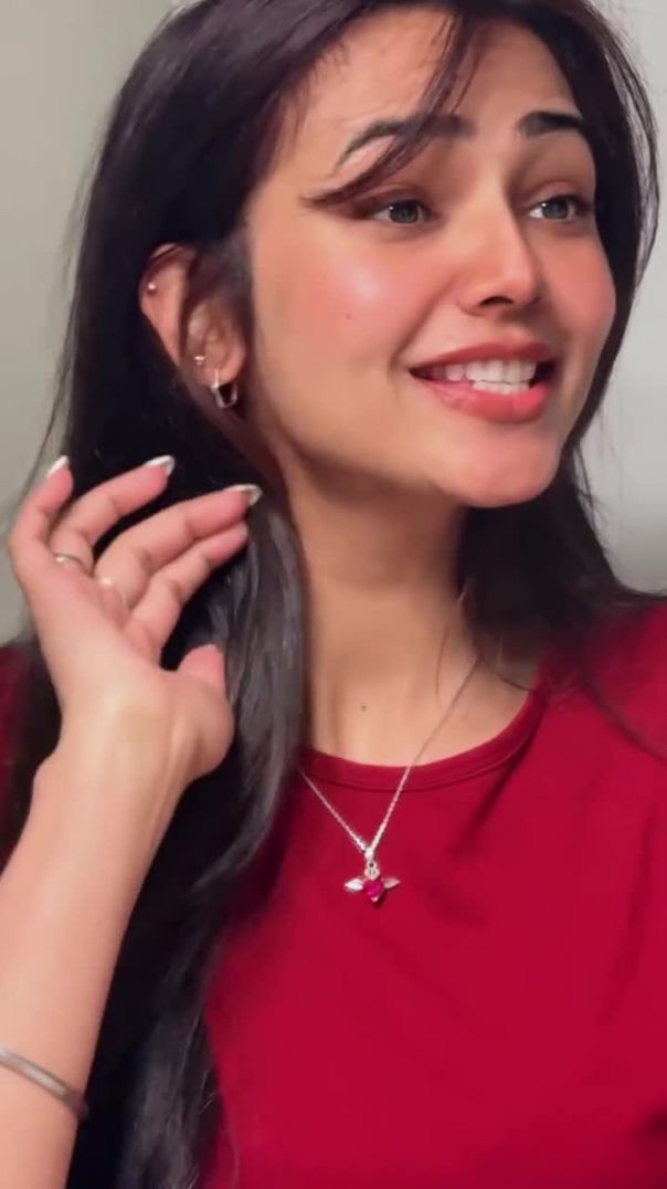 Gajar bargi kudi shoniya 🥰