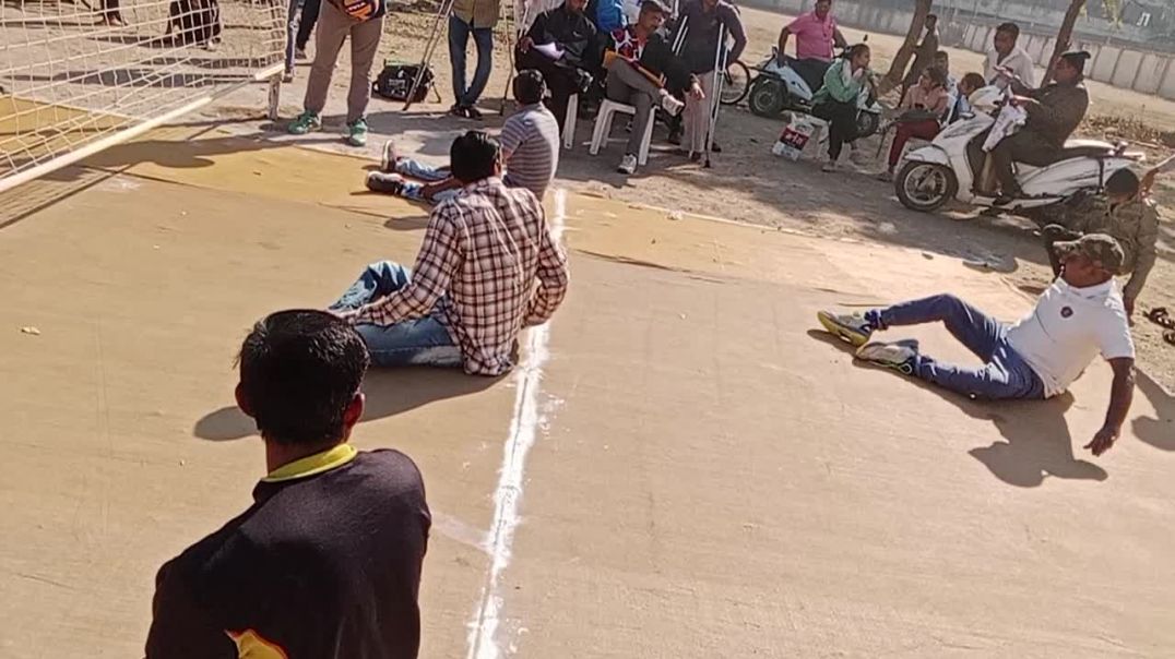 ⁣મારી ટીમ દ્વારા આજે સીટિંગ વોલીબોલ ની પ્રેક્ટિસ કરવામાં આવી