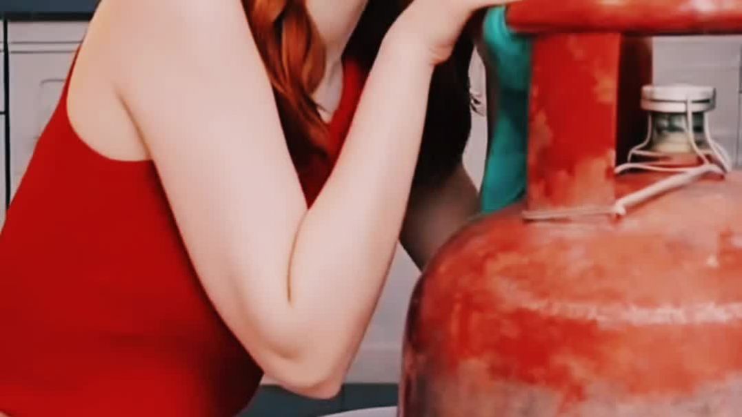 ⁣ऐसी मजेदार हरकतें और फनी सीन देखकर आप अपनी हंसी रोक नहीं पाएंगे।