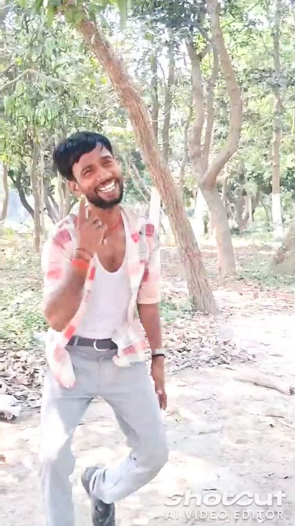 "Mar Deto Lehenga Mein Look Gaya Chhode 😍🔥 | Funny Comedy #kkofficial718"
