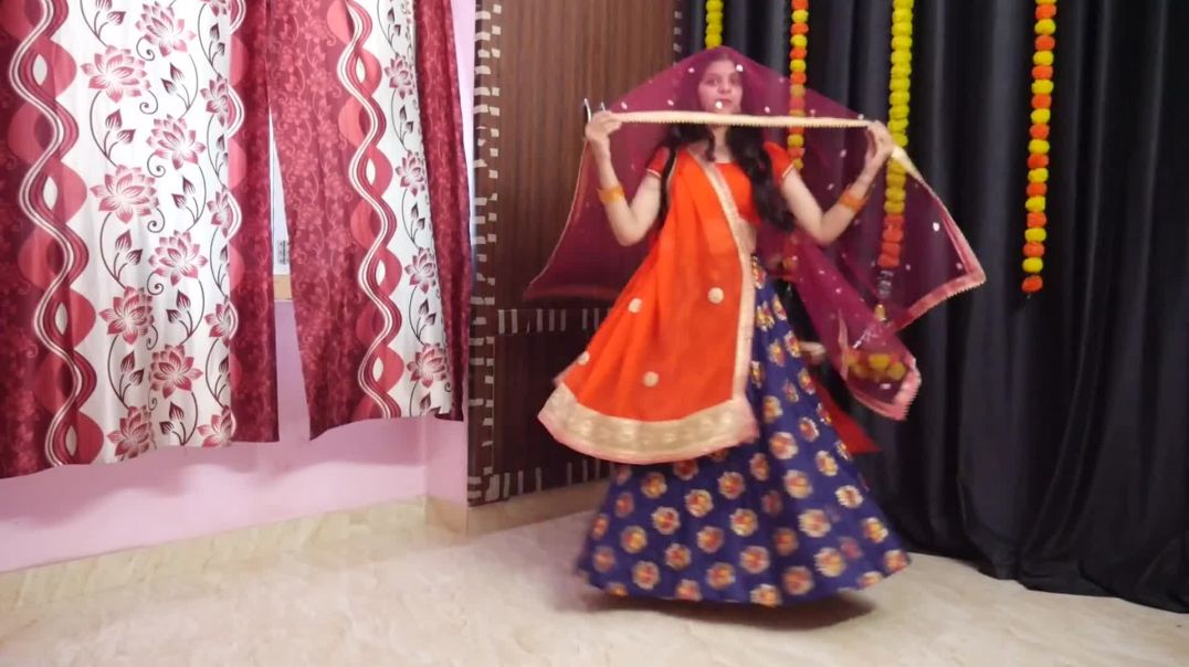 ⁣Odhani Odh Ke Nachu _; Tere Naam __ Udit N _ Alka Y __ Sameer __ New Bollywood Dance Cover By Priya_