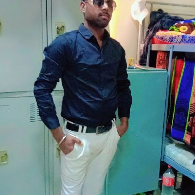 111598053193319938869 