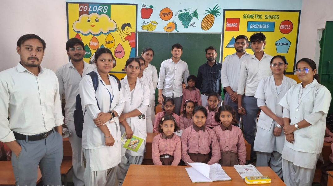 ⁣बच्चों को सही से खाना खाने से पहले हाथ धोना सिखाना। Community duty pr hand wash sikhana। Apnatube