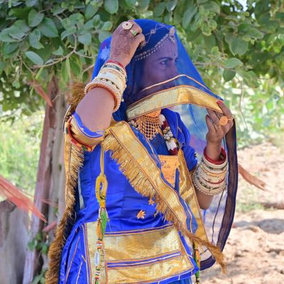 103331355378711835624