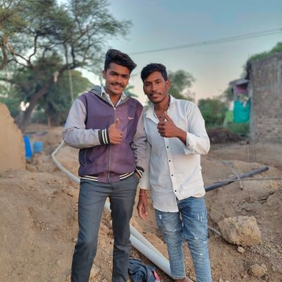 116697957585648810474 