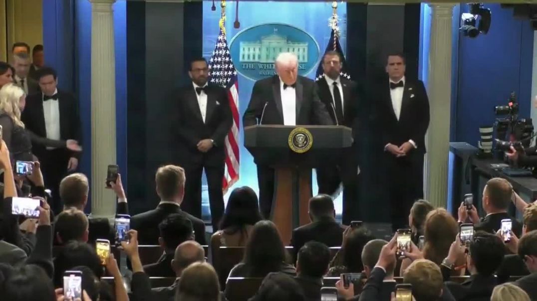 ⁣Trump press statement following WH shooting