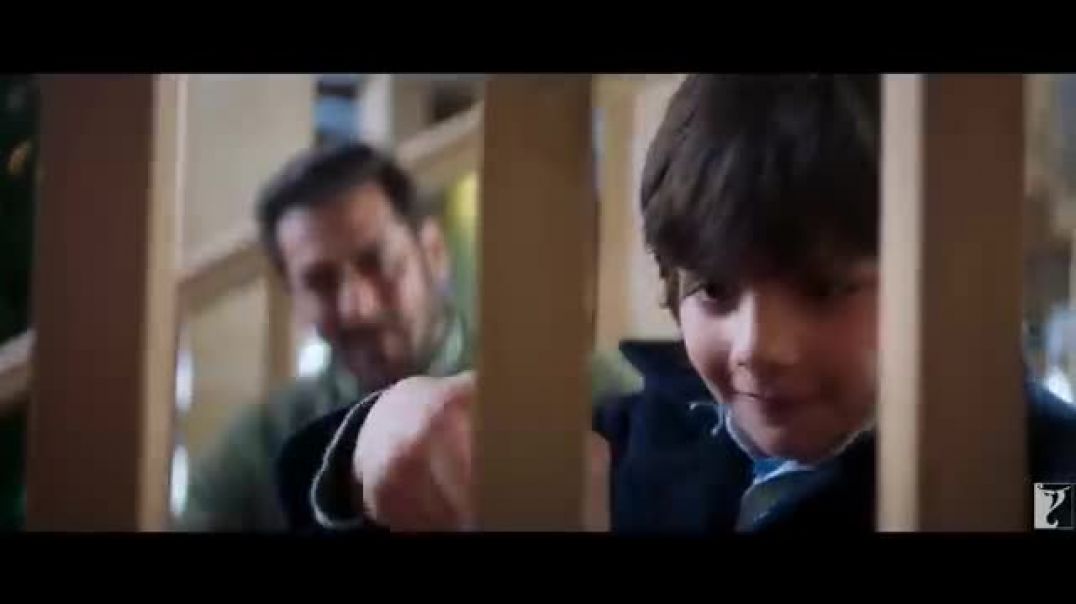 ⁣Dil_Diyan_Gallan_Full_Song___Tiger_Zinda_Hai___Salman_Khan,_Katrina_Kaif,_Atif_Aslam,_Vishal-Shekhar