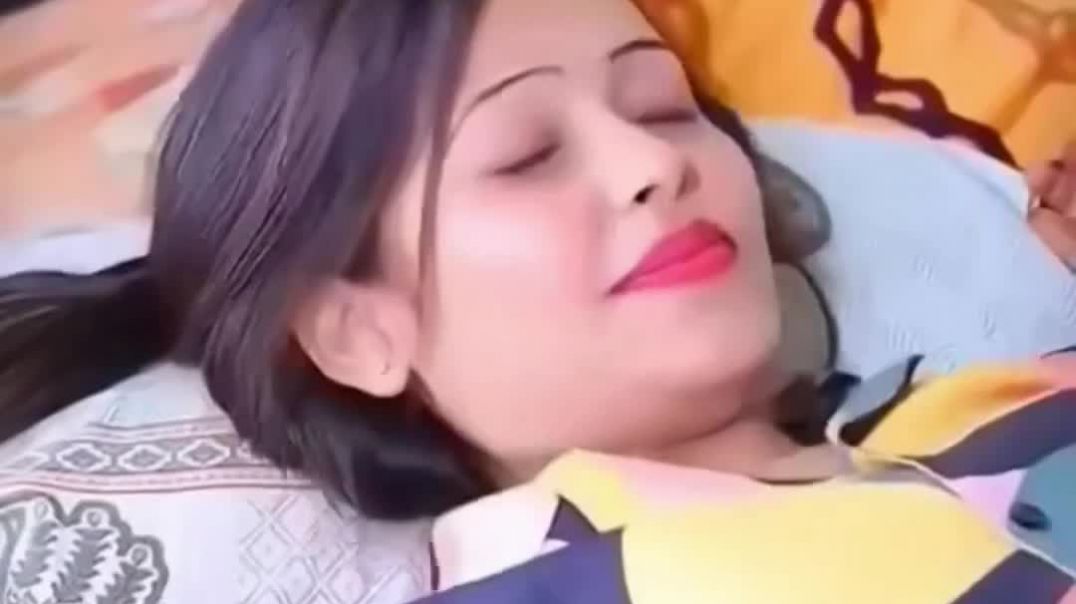 ⁣girlfriend Ne Kiya boyfriend ke sath romance 💒 seen