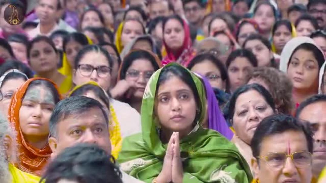 ⁣संन्यास लेने की हिम्मत न हो और गृहस्थ मार्ग भयभीत करने वाला लगे, तो ऐसे में क्या करें?