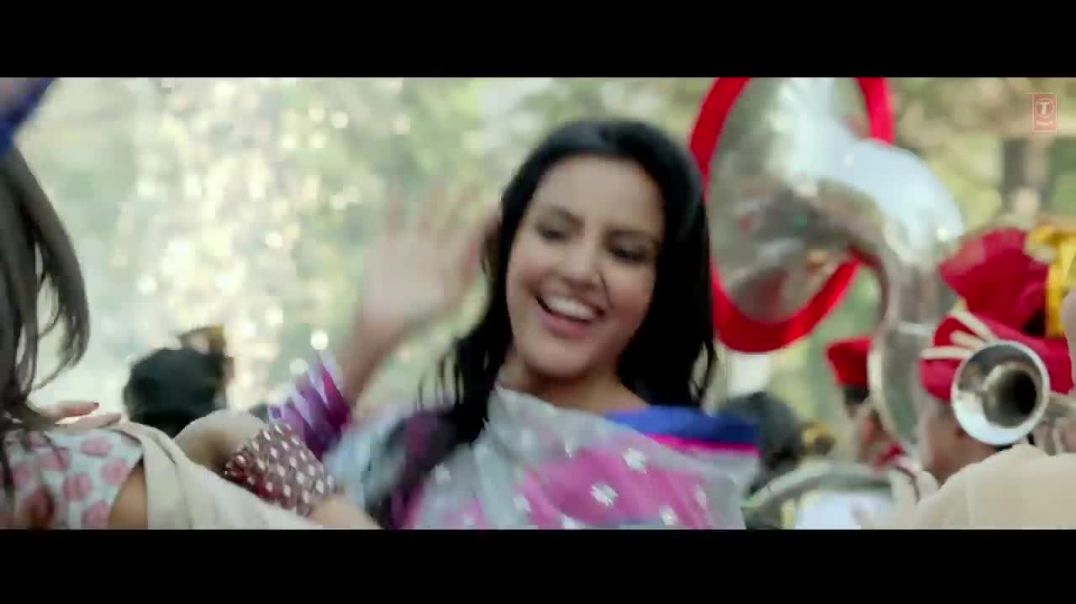 ⁣Ambarsariya__Lyrical__Fukrey___Sona_Mohapatra___Pulkit_Samrat,_Priya_Anand___Ram_Sampath(720p)