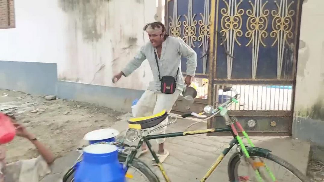 ⁣doodh chor _ Must Amazing Funny comedy video _ Bindas fun joke(720P_HD)