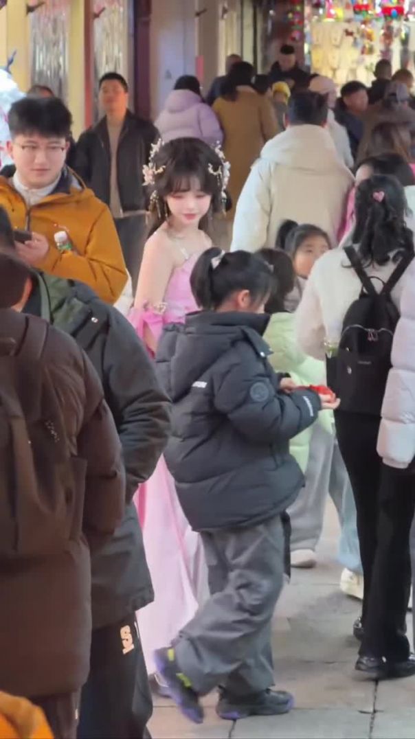 New tranding chinese 🇨🇳girl shorts video