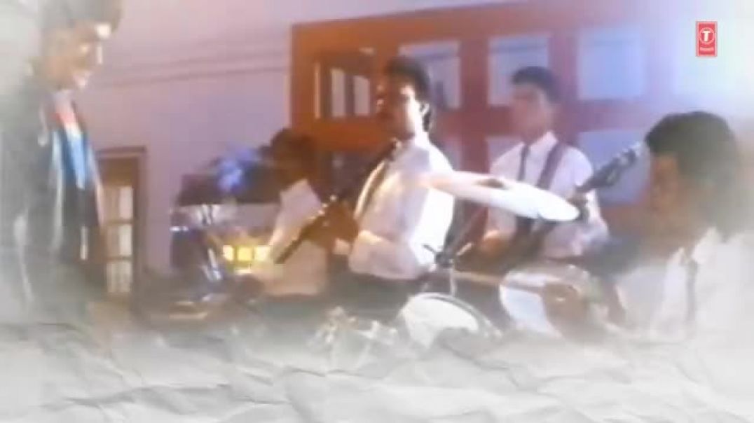 Lyrical_Video__Aaj_Hum_Tum_O_Sanam___Saathi___Anuradha_Paudwal,_Jolly_Mukherjee___Varsha_U,_Mohsin_K