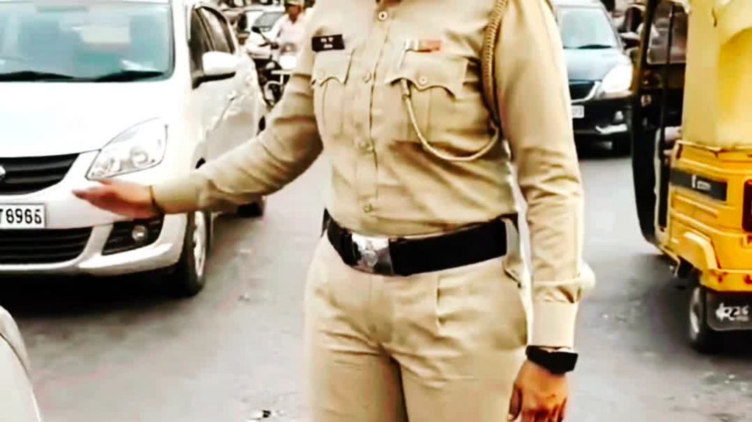 ⁣ईमानदारी और कर्तव्य की मिसाल 🔥 #shortsfeed #ytshorts #indianpolice