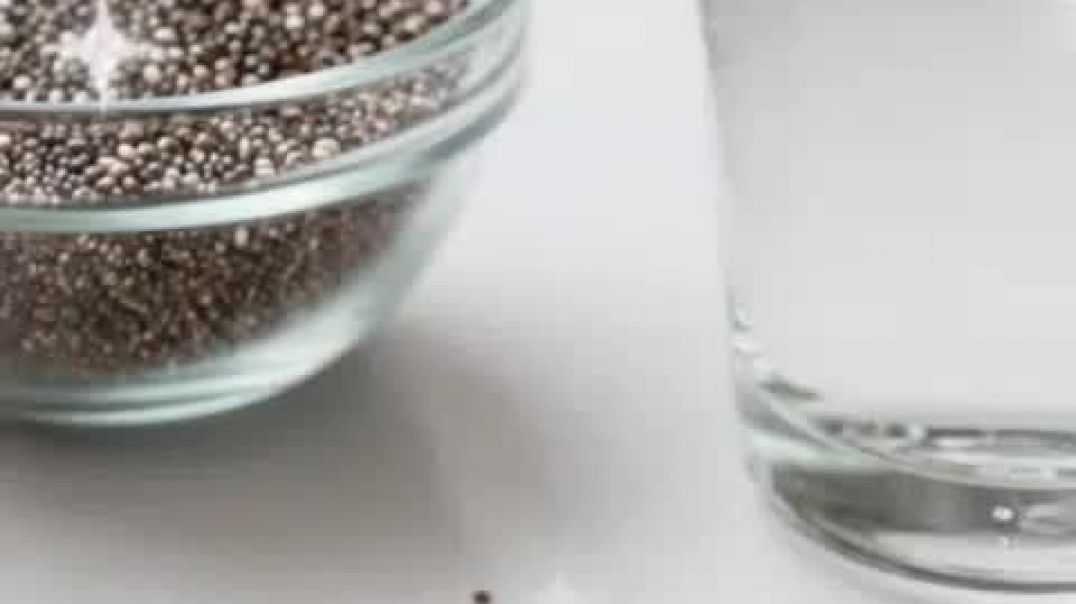 ⁣गर्मियों में चिया सीड्स खाने के 5 जादुई फायदे #shorts #latest​ #viral #shortsviral #trending #chia