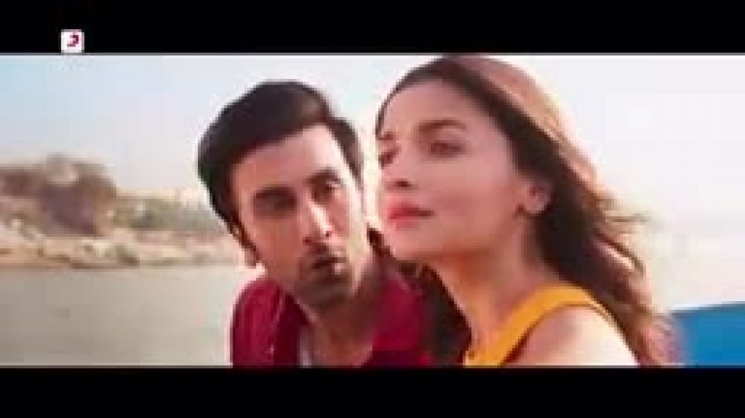 Kesariya_-_Brahmāstra___Ranbir_Kapoor,_Alia_Bhatt___Pritam___Arijit_Singh___Amitabh_Bhattacharya__4K