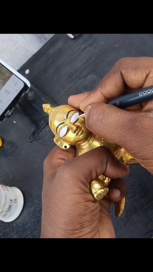 How make laddu gopal eyes at home