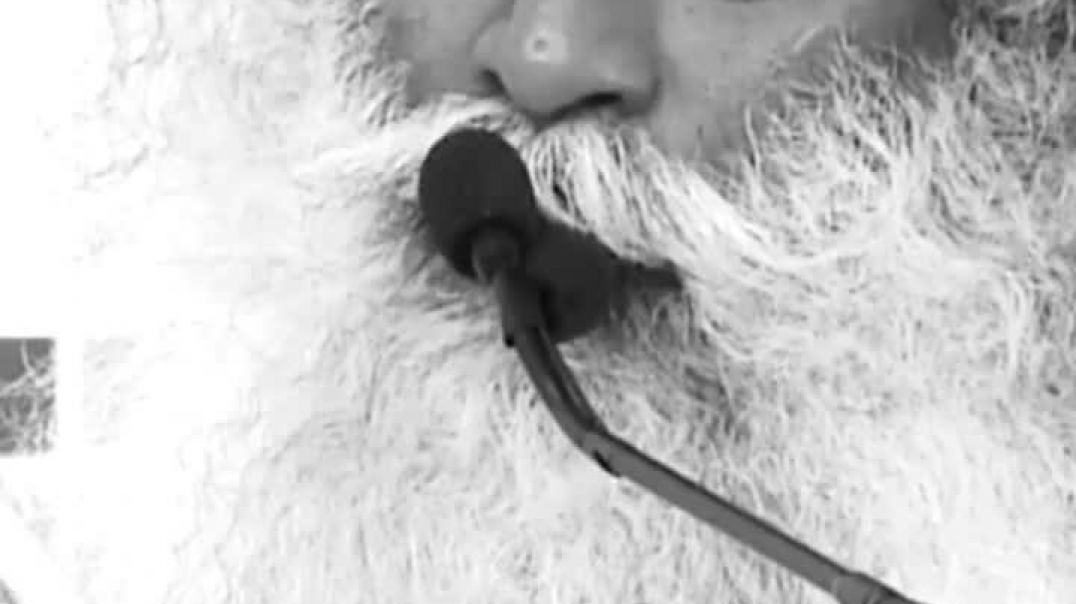 ⁣सभी समस्याओं की जड़ - miracle of mind मन का चमत्कार sadhguru