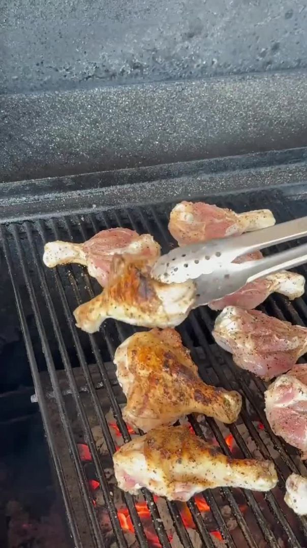 Juicy Grilled Chicken Drumsticks Recipe 🍗