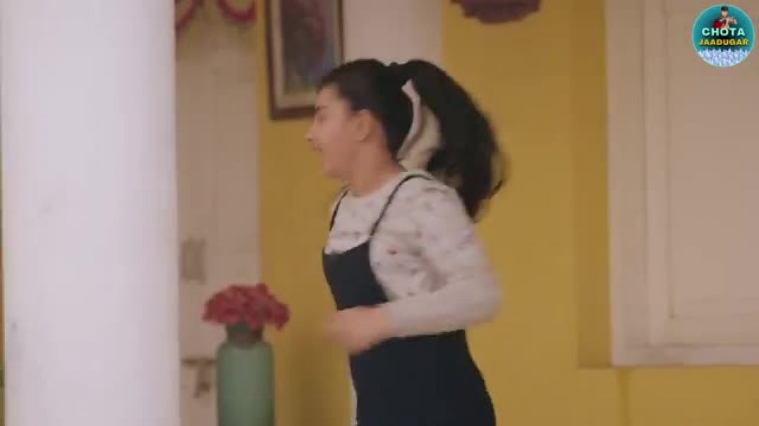 ⁣Vivan_को_लड़की_के_साथ_देख_कर,_विवान_की_मम्मी_हुई_हैरान_______Baalveer_Returns___(360p)