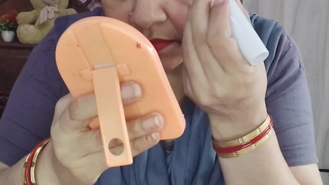 ⁣आइब्रो बनाने के लिए