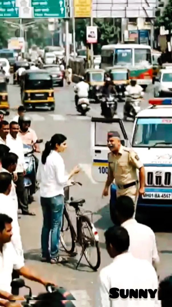 घमंडी इंस्पेक्टर को ।PS आहाना ने सिखाया सबक! #ips #ai #shorts #trending
