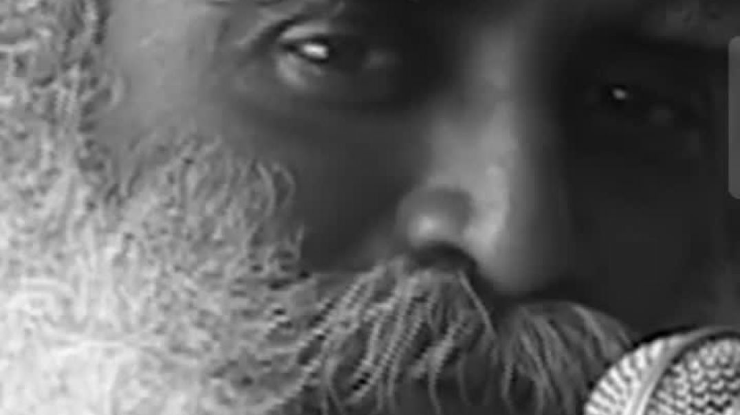 ⁣आप बहस में क्यों पड़ते हैं - miracle of mind मन का चमत्कार sadhguru