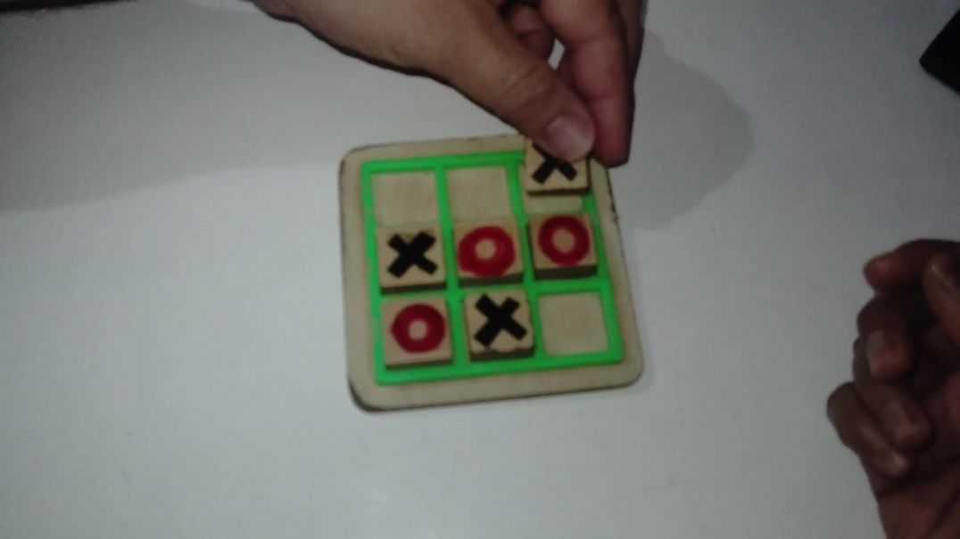 ⁣Tic tac toe | The mind game