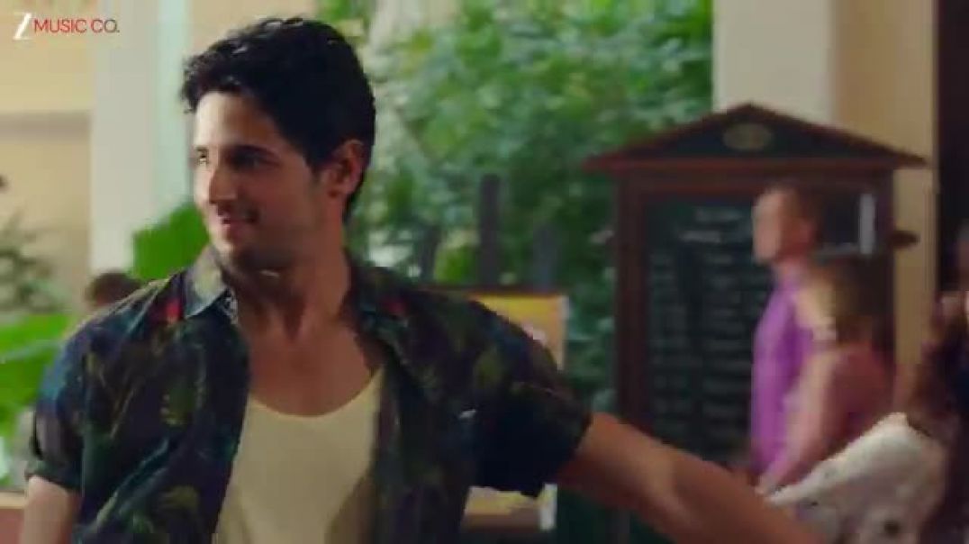 Sau_Aasmaan_💙_Bollywwod_Dance_Song___8K_Ultra_HD___Katrina_Kaif,Siddharth_Makhotra___Baar_Baar_Dekho
