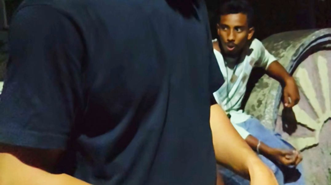 ⁣এই ছেলেটার মাথার তার কাটা আছে #viralcontent#viralstory#viralposts#funny#comedy#newvideo#viralvideos