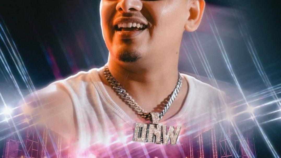 ⁣Dhanda_Nyoliwala_-_Nobody_Came__Official_Music_Video_(480p)