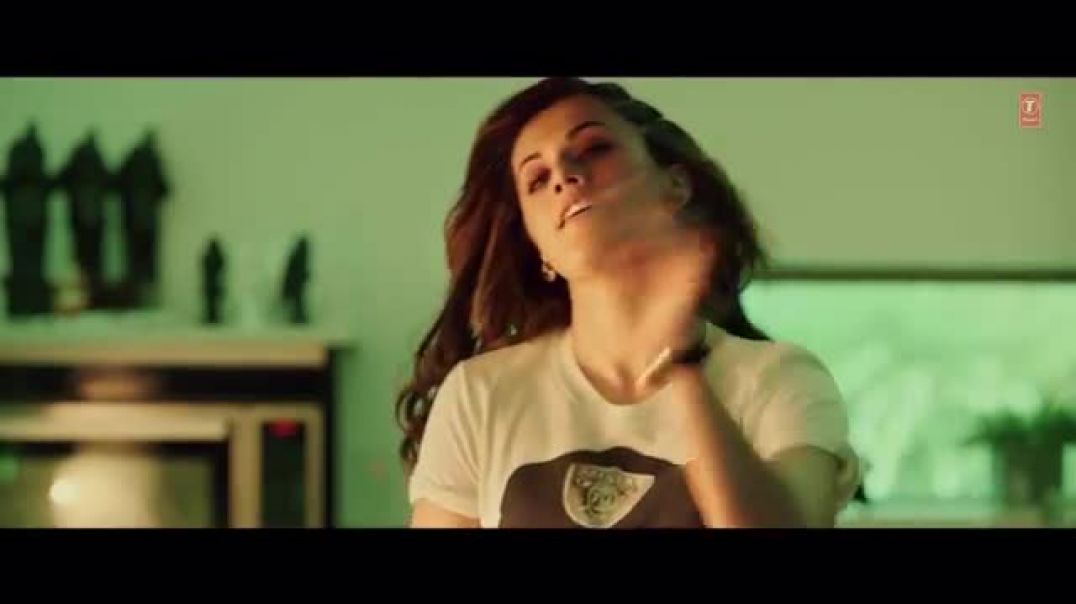 Lift_Teri_Bandh_Hai_8K_Video_Song___Judwaa_2___Varun___Jacqueline___Taapsee__David_Dhawan__Anu_Malik