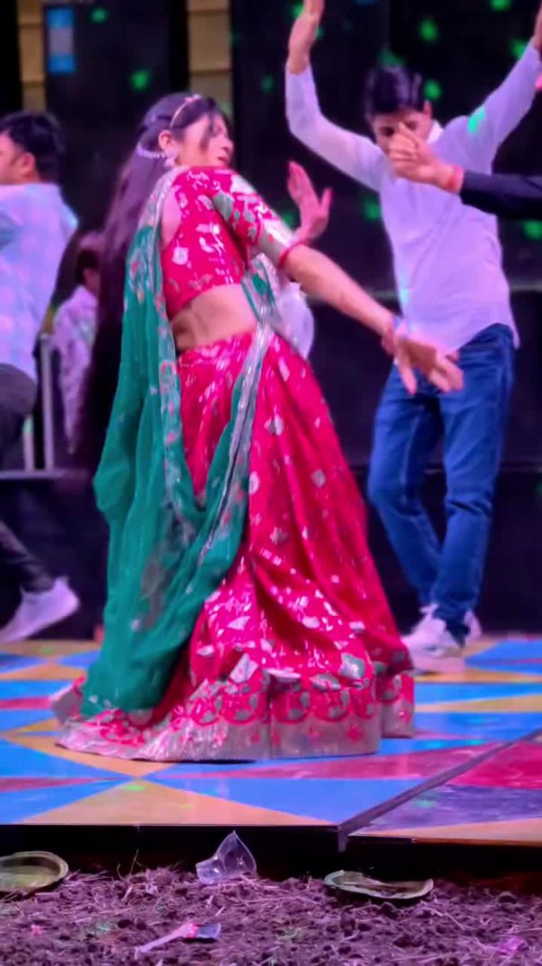Apnatube Meena Dance Video | Trending Viral Meena Short Dance Video 💃✨