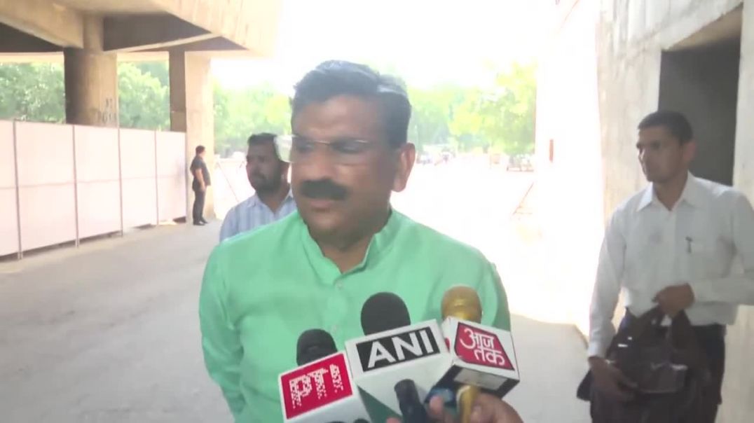 ⁣Haryana Ministers Arrive For Cabinet Meeting On Bicycles Following PM Modi's Appeal
