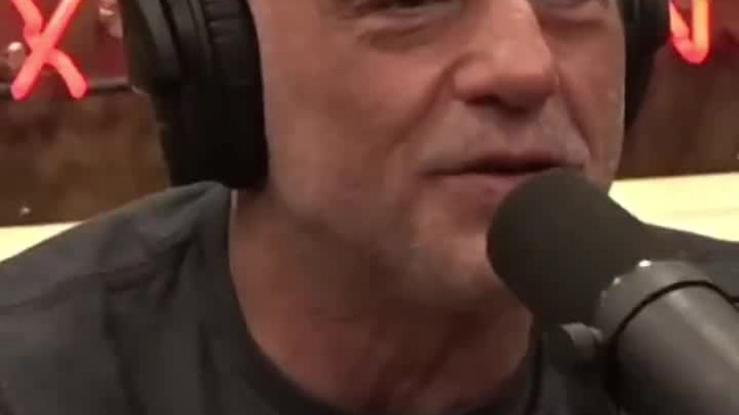 ⁣JOE ROGAN ON CIA-DRUG CARTEL CONNECTION