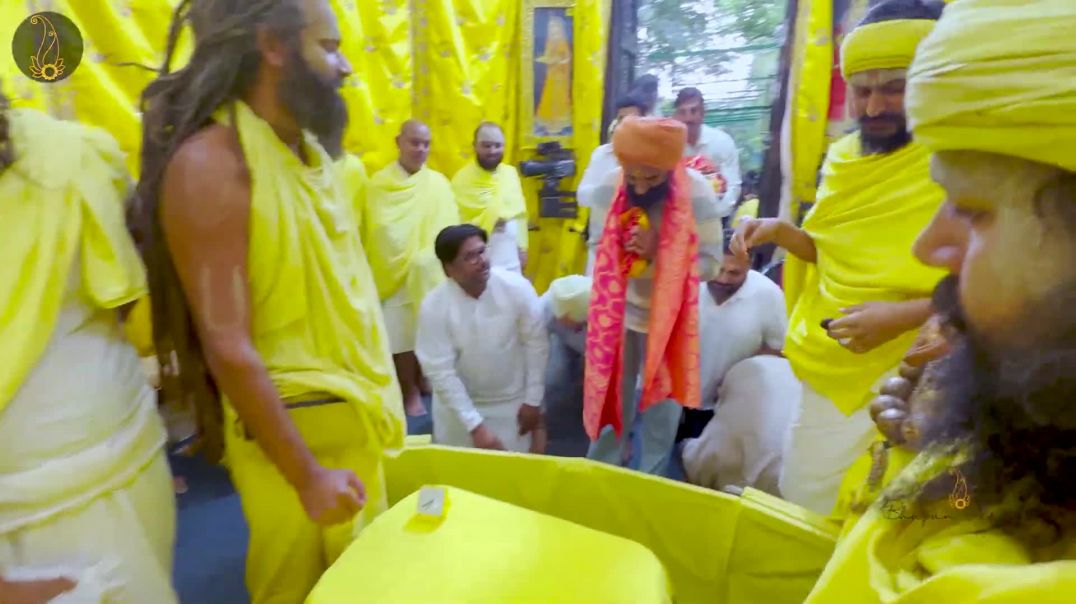 ⁣Kanwar Grewal ने पूज्य महाराज जी को क्या सुनाया Bhajan Marg - Bhajan Marg (1080p, h264, youtube)