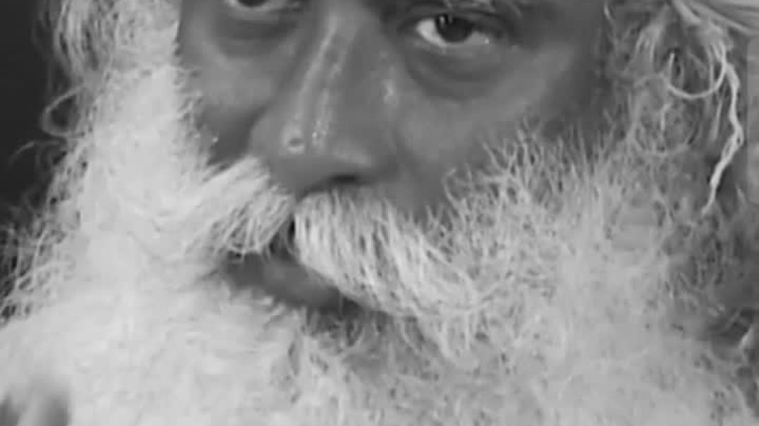 ⁣हर चीज और हर किसी के साथ आदर से पेश आएं - miracle of mind मन का चमत्कार Sadhguru