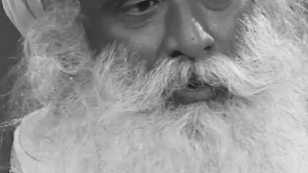 ⁣जीवन को यूं ही न जाने दें - miracle of mind मन का चमत्कार Sadhguru