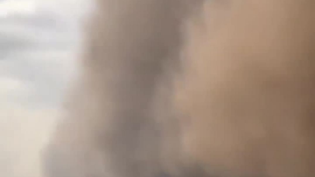 ⁣Scary Powerful Dust Storm Hits Chinese City Of Harbin