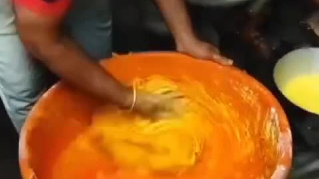 ⁣हाथों से बनी हुई देसी नमकीन 👍🌱