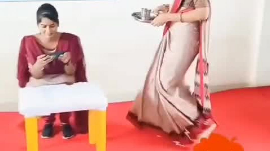 ⁣ये स्कूल कहां का है नहीं पता लेकिन ये देखने से बच्चों में एक डर का माहौल ज़रूर बन गया, अब ये बच्चे म